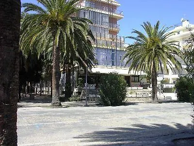 Hotel Garden 3*
